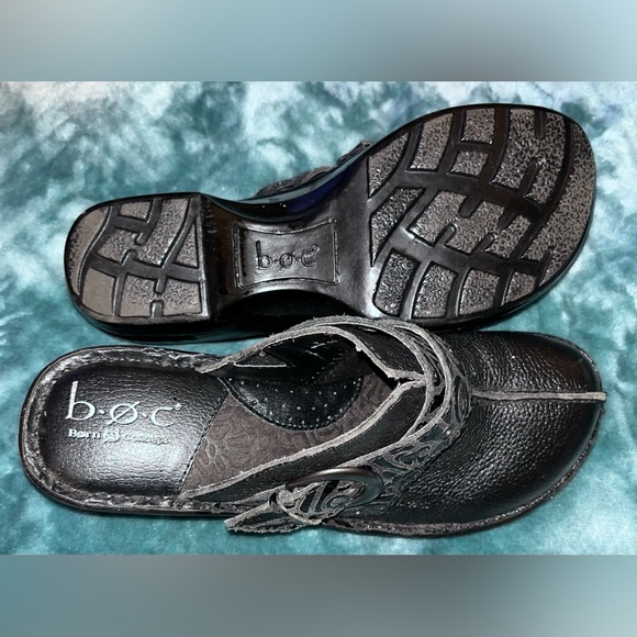 B.O.C Clogs - Picture 2 of 3